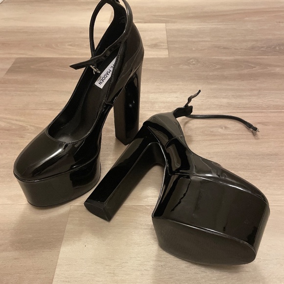 Steve Madden platform shoes - Picture 3 of 5
